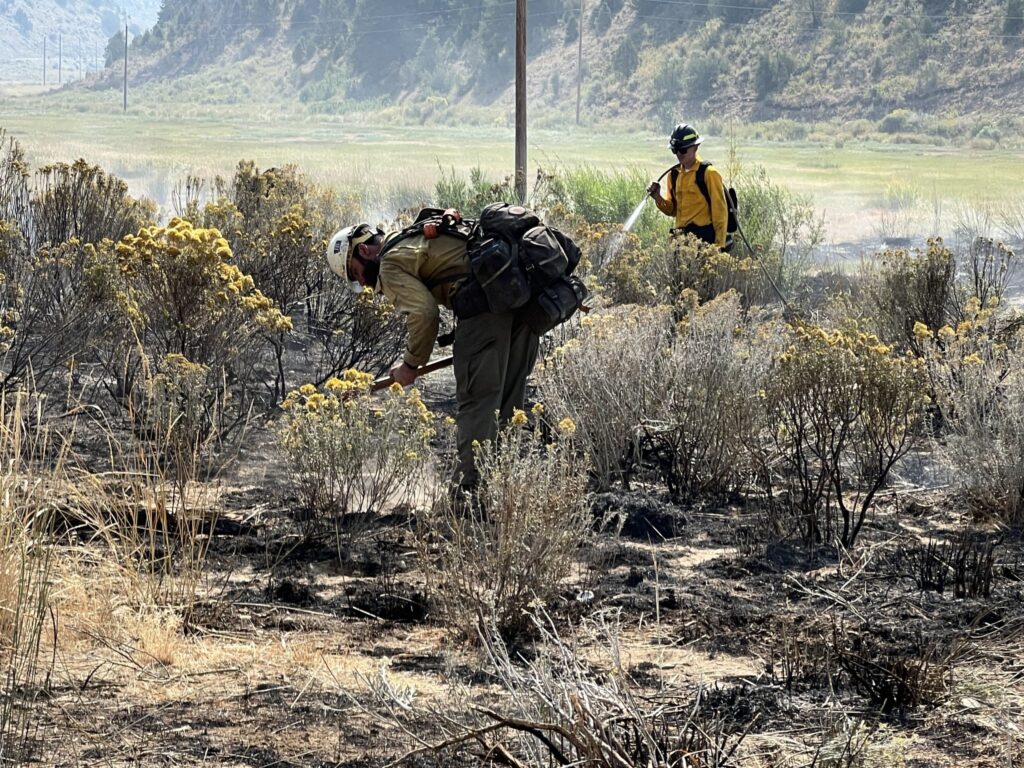 Lolo Interagency Hotshot Crew on the Lee Fire.