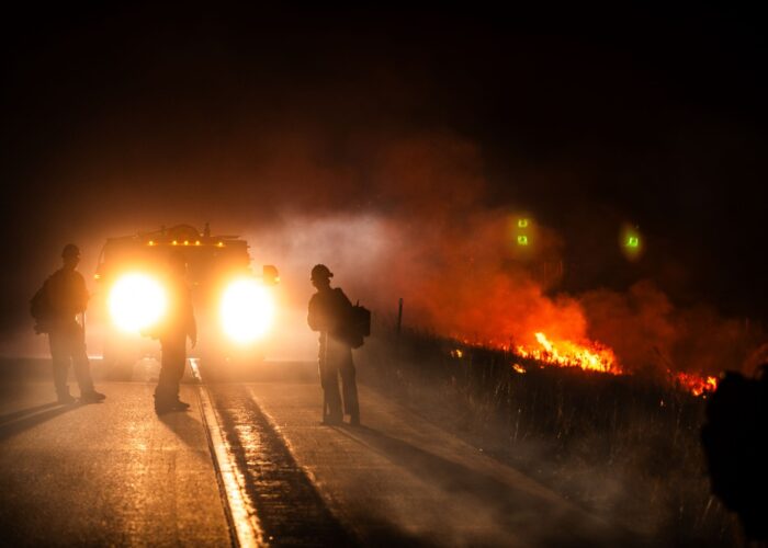 Wyoming Interagency Hotshot Crew conducts night operations on the Lee Fire. Photo by Wyoming IHC