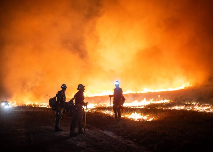 Wyoming Interagency Hotshot Crew conducts night operations on the Lee Fire. Photo by Wyoming IHC